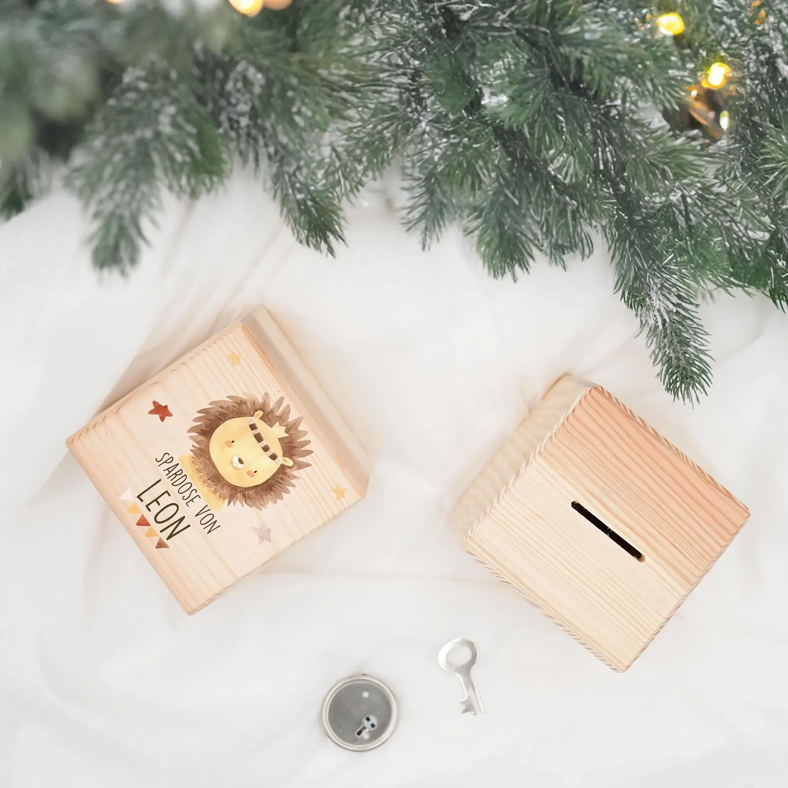 Скарбничка KIDSMOOD дерев'яна з ключем Персоналізована, фото №5