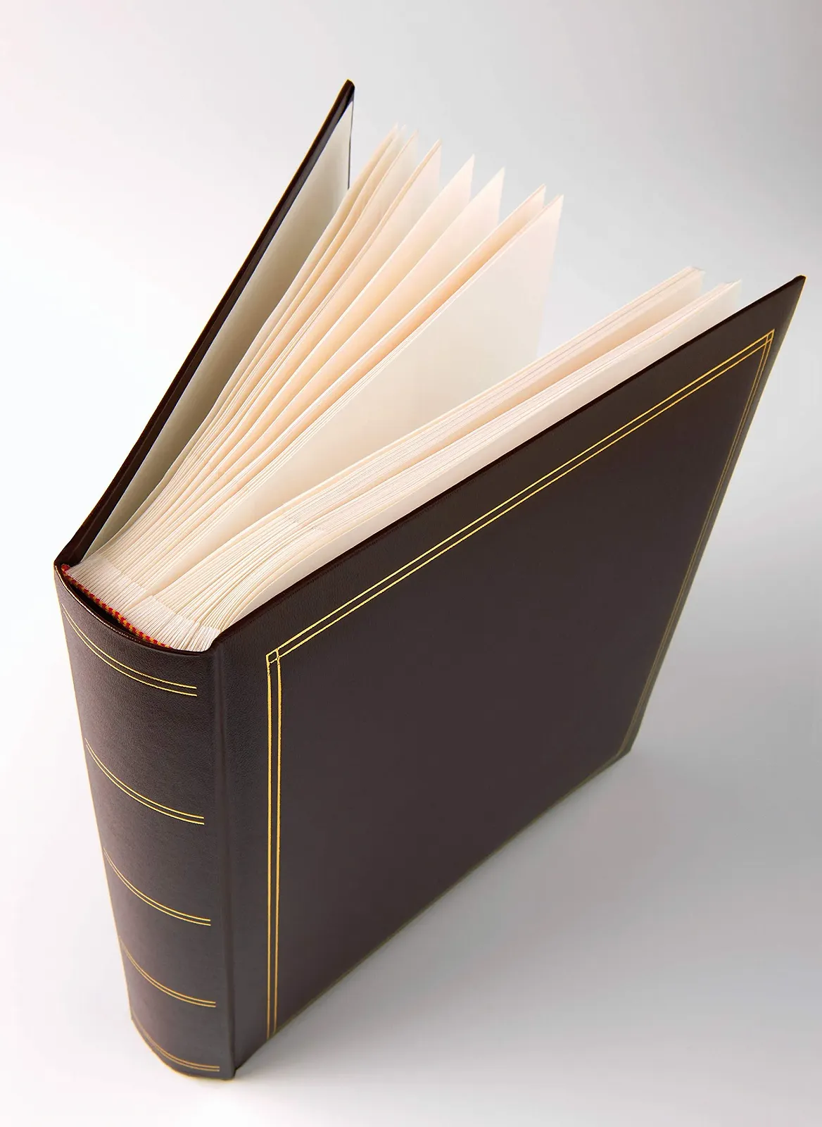 Альбом вкладыш Walther Design Monza ME-140-L 300 фото, ПВХ, Синий, 24 x 5 x 33 см, фото №4 Альбом вкладыш Walther Design Monza ME-140-L 300 фото, ПВХ, Синий, 24 x 5 x 33 см, фото №4