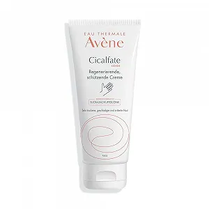 Купить Крем для рук Avene Cicalfate Regenerierende schützende, 100 мл - Фото 1 Крем для рук Avene Cicalfate Regenerierende schützende, 100 мл - Фото 1