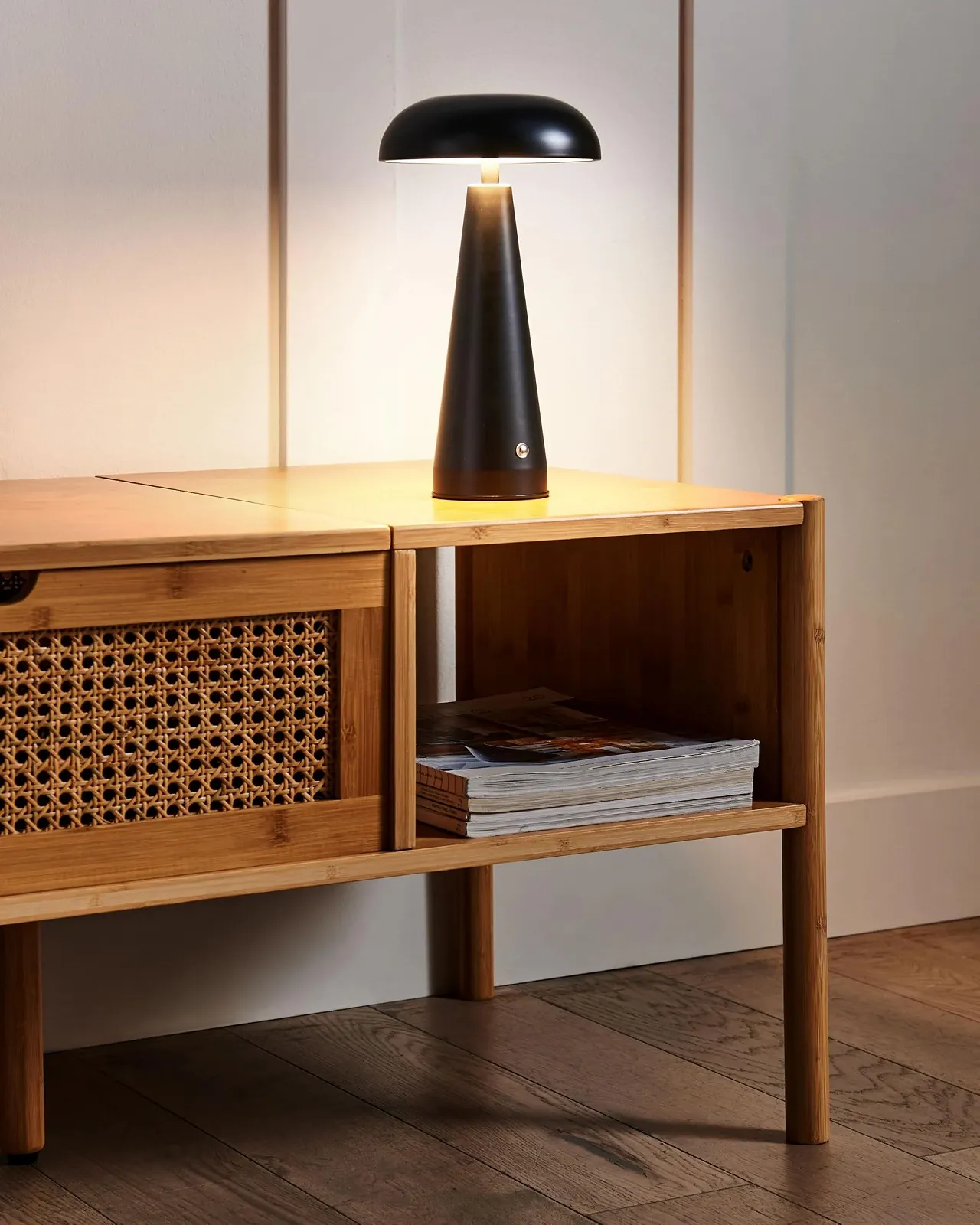 Настільна лампа Bocono LED Металева Чорна з функцією димування Акумуляторна Бездротова, фото №2