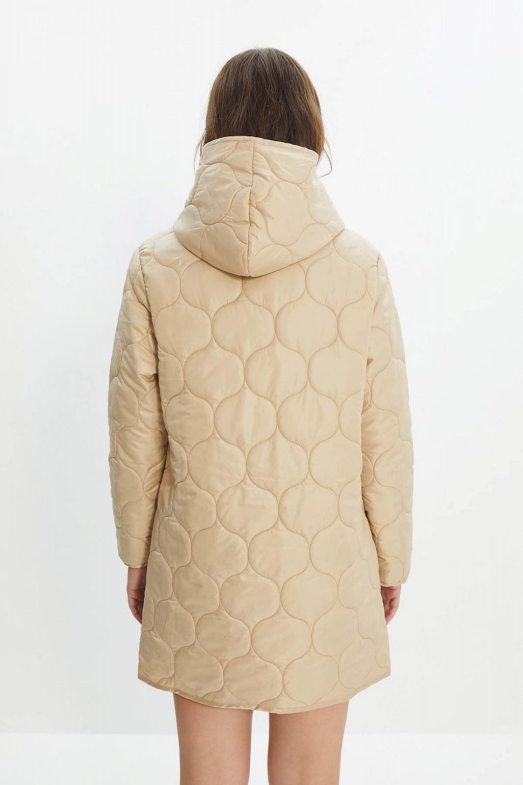 Куртка TRENDYOL Женская стеганая с капюшоном, фото №4 Куртка TRENDYOL Женская стеганая с капюшоном, фото №4