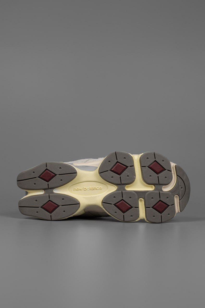 Жіночі кросівки New Balance 9060 Gray Beige 37, фото №4
