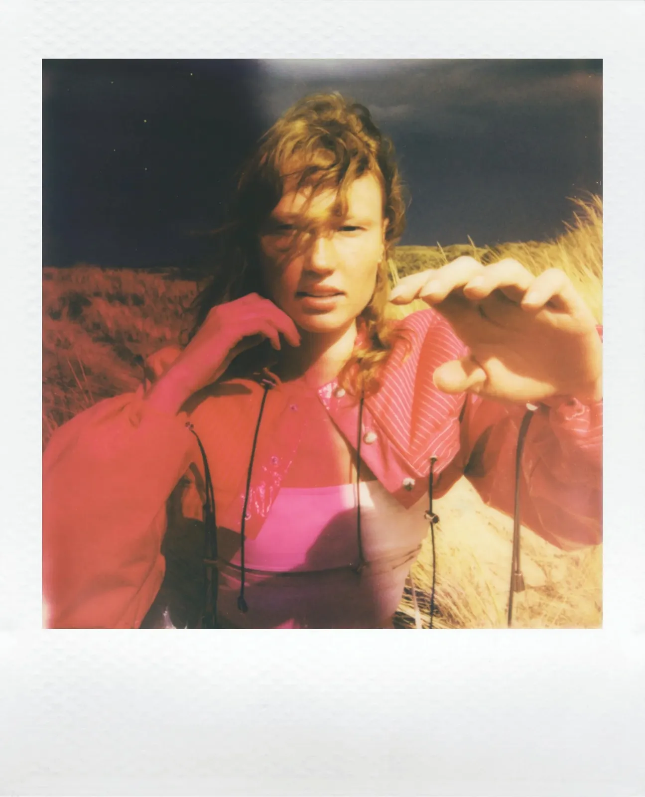 Фотокамера мгновенной печати Polaroid Go Gen 2 Bundle White - Black Clip, фото №7