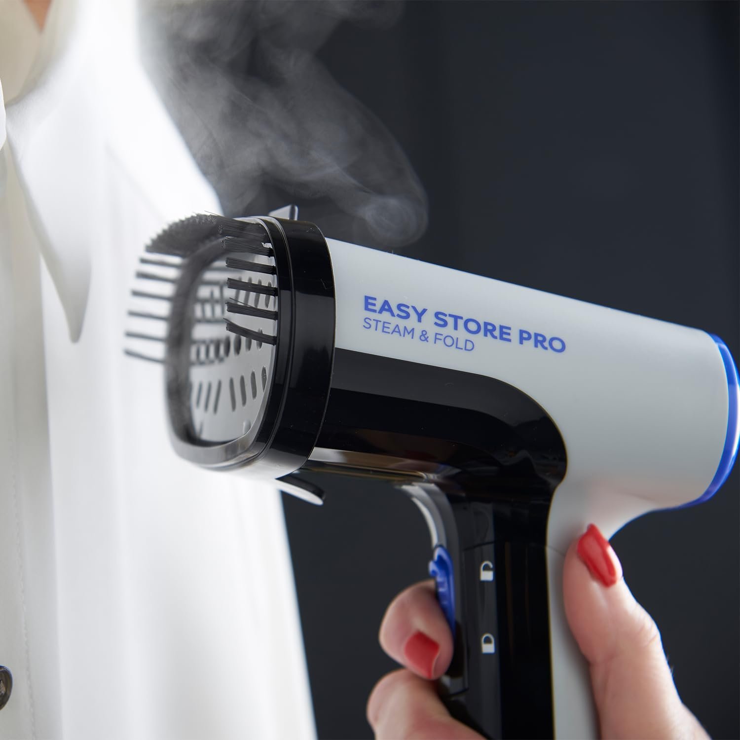 Вертикальний відпарювач Russell Hobbs Steam Genie Easy Store 1500 Вт, фото №3 Вертикальний відпарювач Russell Hobbs Steam Genie Easy Store 1500 Вт, фото №3