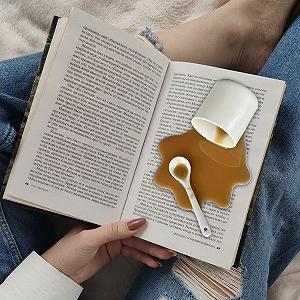 Подставка для смартфона для стола Spilled Coffee Design, подставка для мобильного телефона, держатель для мобильного телефона, офисные настольные аксессуары для просмотра видео, записи, потоковой передачи, чтения, планшетов, кухни, автомобиля для путешествий synthetic.ua - Фото 1