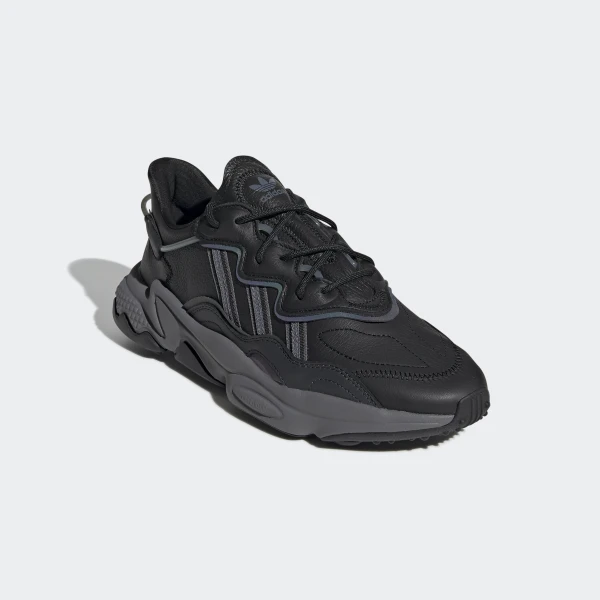 Кросівки Adidas Originals Ozweego 47 1/3, фото №3