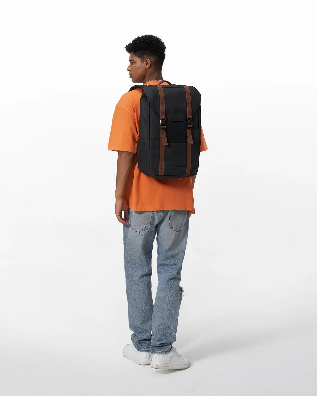 Рюкзак для ноутбука tomtoc VintPack-TA1 13-15.6" 22 л чорний, фото №2