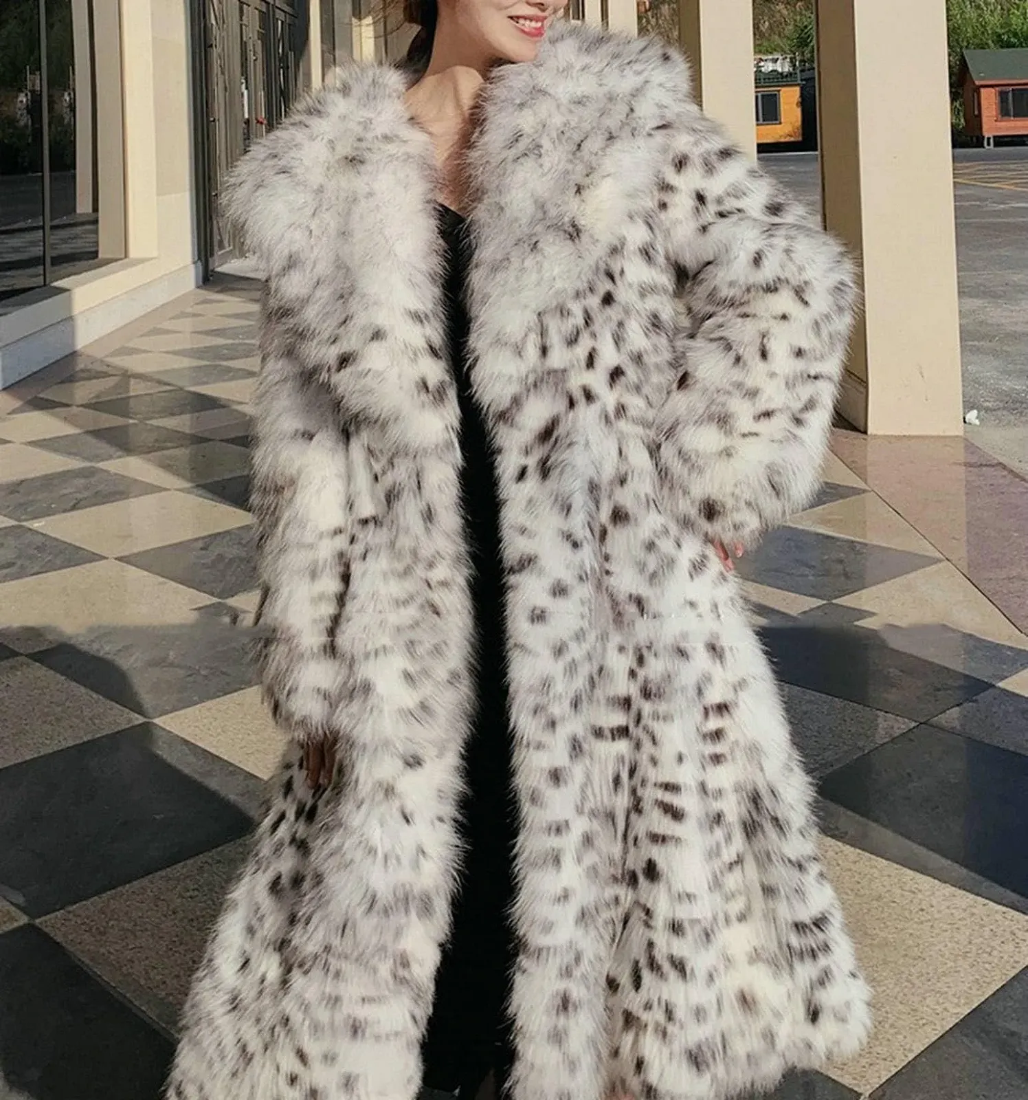 Штучна шуба UNeedVog Жіноча Довга Об'ємна, фото №5 Штучна шуба UNeedVog Жіноча Довга Об'ємна, фото №5