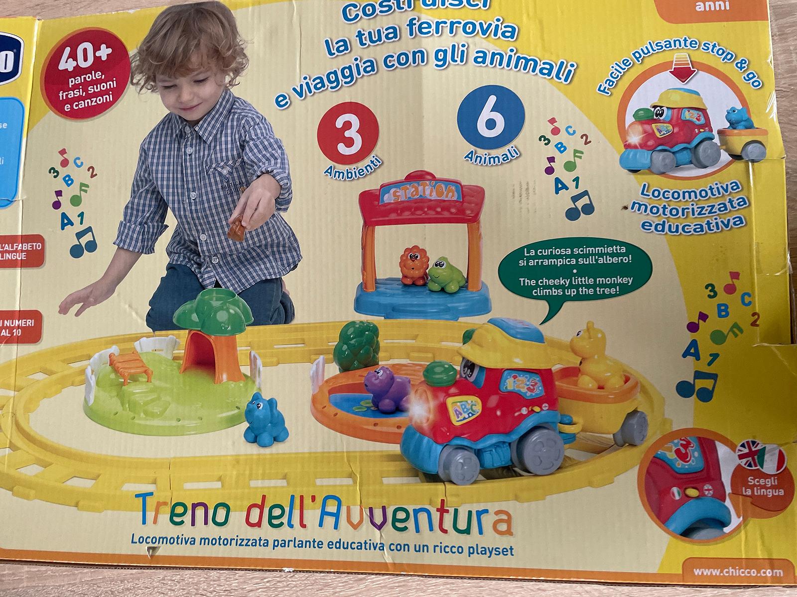 Іграшковий пластиковий поїзд Chicco не рухається, фото №3