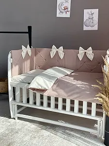 Комплект постельного белья для новорожденного, стеганые бортики мокко - Фото 1