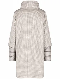 Короткое пальто Gerry Weber в клетку с нашивкой, длинный рукав synthetic.ua - Фото 1