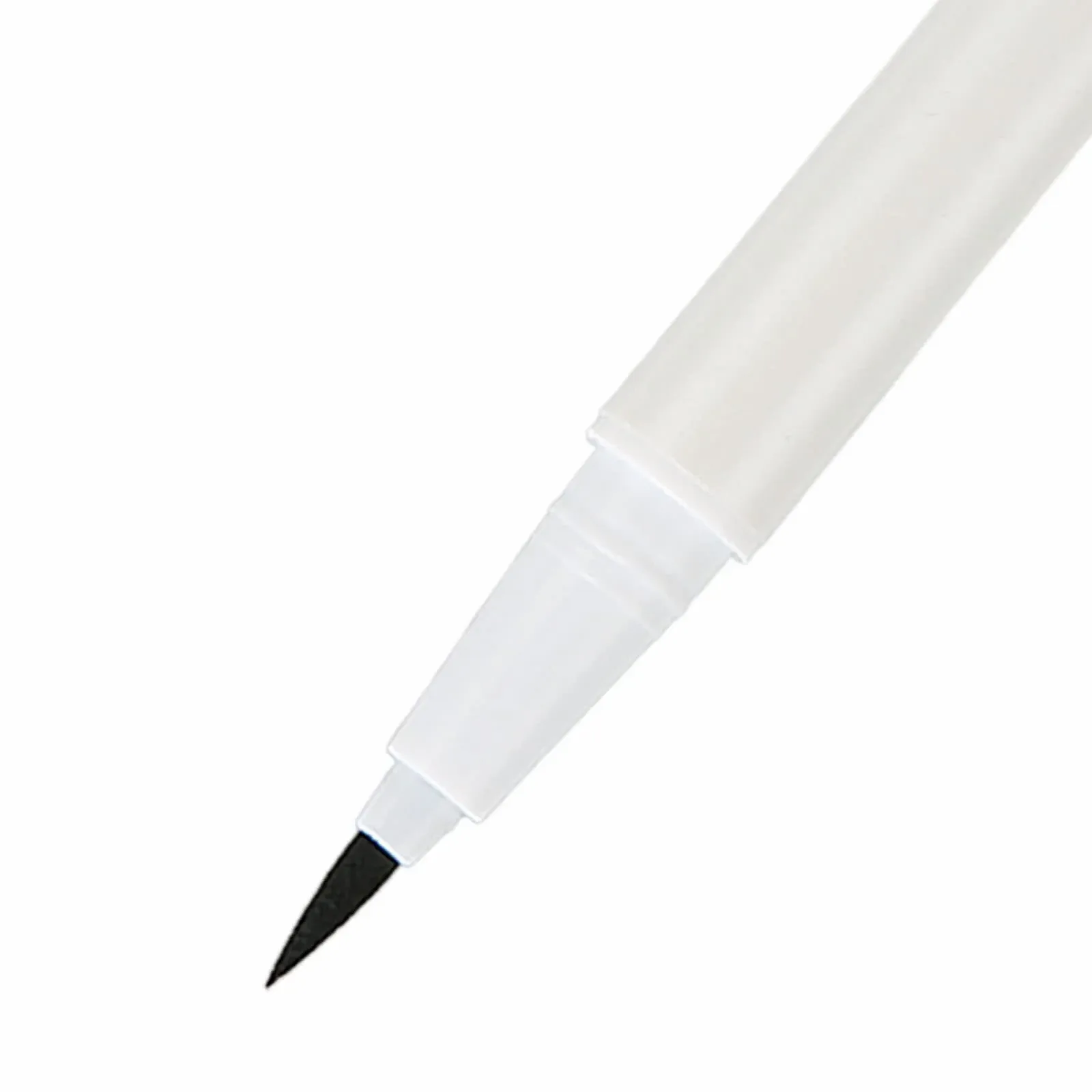 Водостійка Підводка для очей з м'яким пензликом, чорна, фото №7 Водостійка Підводка для очей з м'яким пензликом, чорна, фото №7