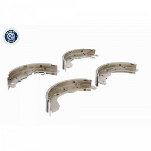 Комплект гальмівних колодок VAICO Q+ V42-4131 для PEUGEOT synthetic.ua - Фото 1