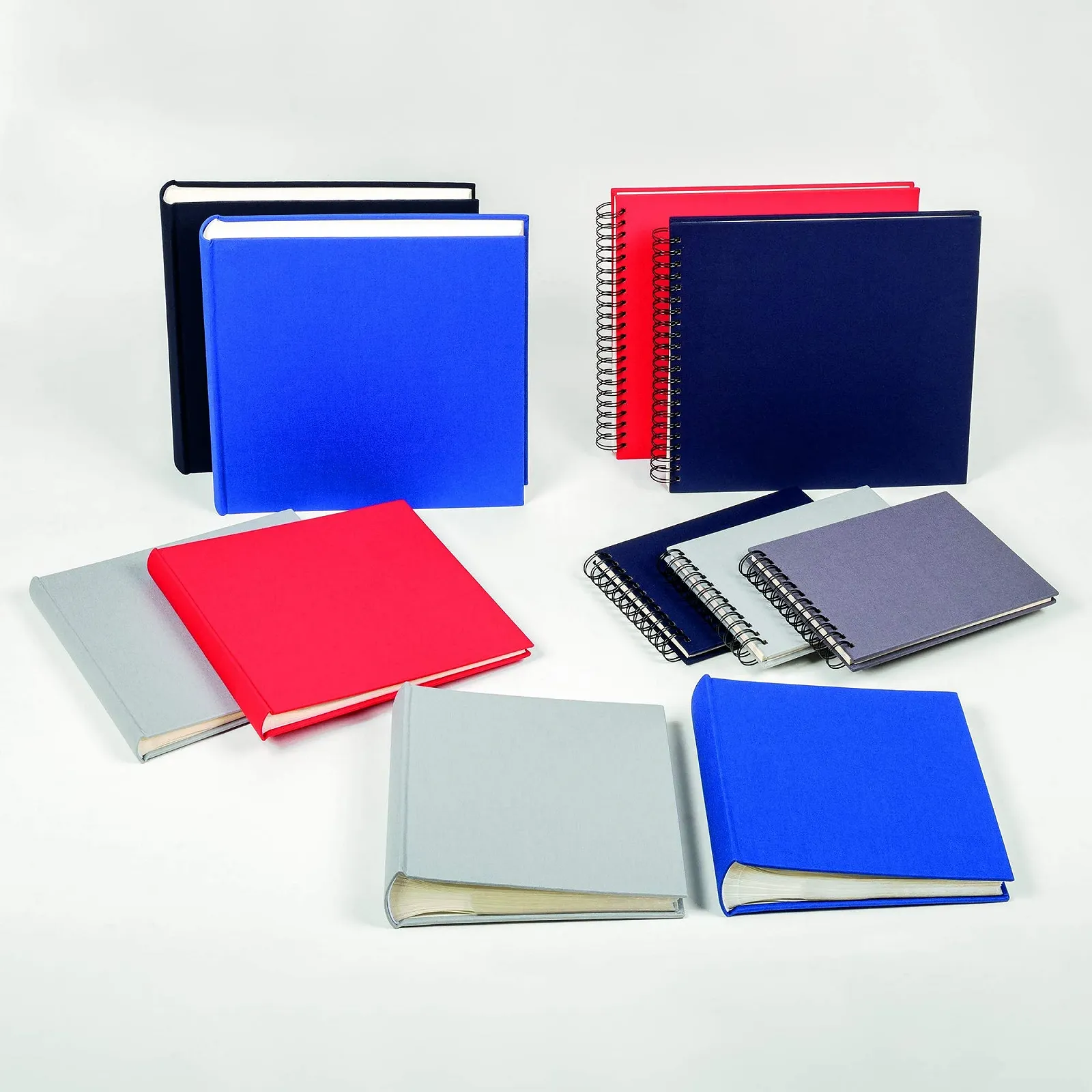 Фотоальбом Walther Design Cloth ME-510-B на 200 фотографий 10 x 15 см Лён Чёрный, фото №2 Фотоальбом Walther Design Cloth ME-510-B на 200 фотографий 10 x 15 см Лён Чёрный, фото №2