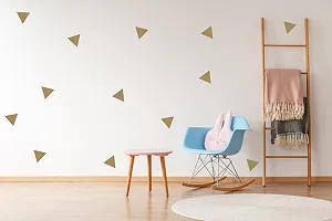 Наклейка на стіну Timalo 73068 Трикутники золотисті 4 x 3 см 54 шт - Фото 1