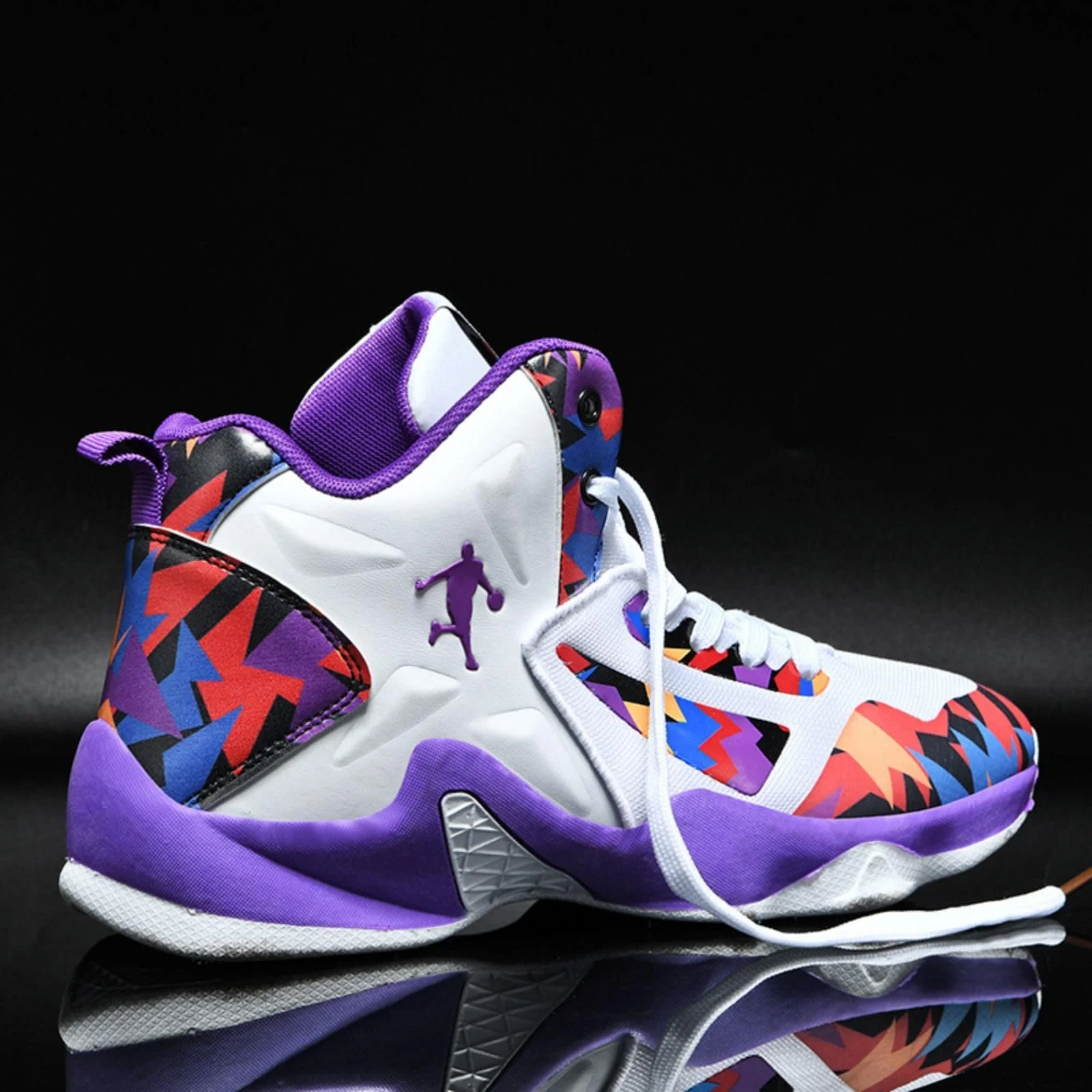 Высокие баскетбольные кроссовки, фото №3