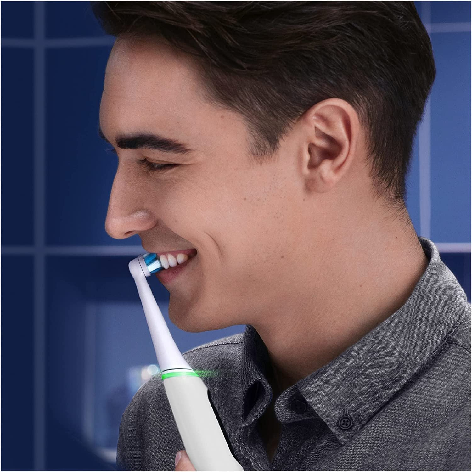 Электрическая зубная щетка Oral-B iO Series 6 Черная лава и iO Series 6 Белая, фото №7