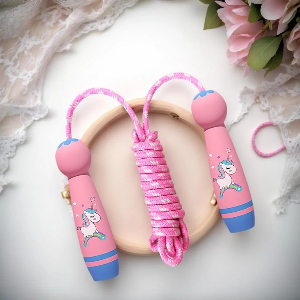 Скакалка дитяча Unicorn Adjustable 2,6 м бавовна з дерев'яними ручками рожева, фото №3 Скакалка дитяча Unicorn Adjustable 2,6 м бавовна з дерев'яними ручками рожева, фото №3