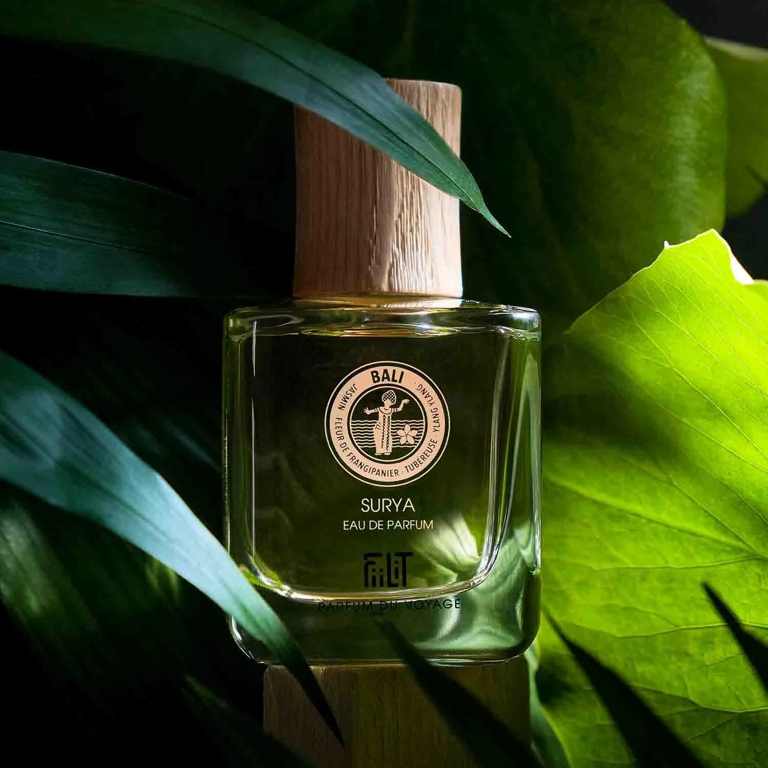 Парфюмированная вода FiiLiT parfum du voyage Surya Bali 50мл Floral Oriental, фото №2 Парфюмированная вода FiiLiT parfum du voyage Surya Bali 50мл Floral Oriental, фото №2