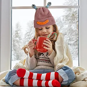 Вязаная шапка-щупальце Ulapithi Tentakel, светящаяся synthetic.ua - Фото 1