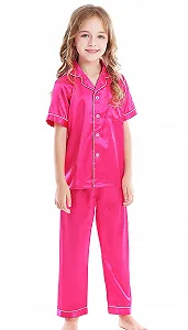 Комплект пижамы Horcute: топ с короткими рукавами и длинные штаны, атласный synthetic.ua - Фото 1