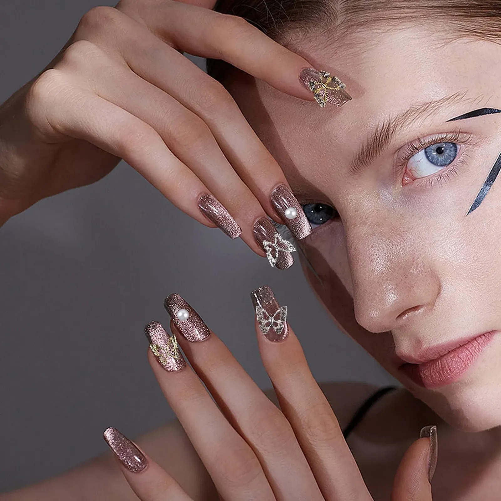 Набор украшений для ногтей 1 Box Art Nail Charms 3D цветы, стразы и метелики для Nail DIY, фото №5 Набор украшений для ногтей 1 Box Art Nail Charms 3D цветы, стразы и метелики для Nail DIY, фото №5