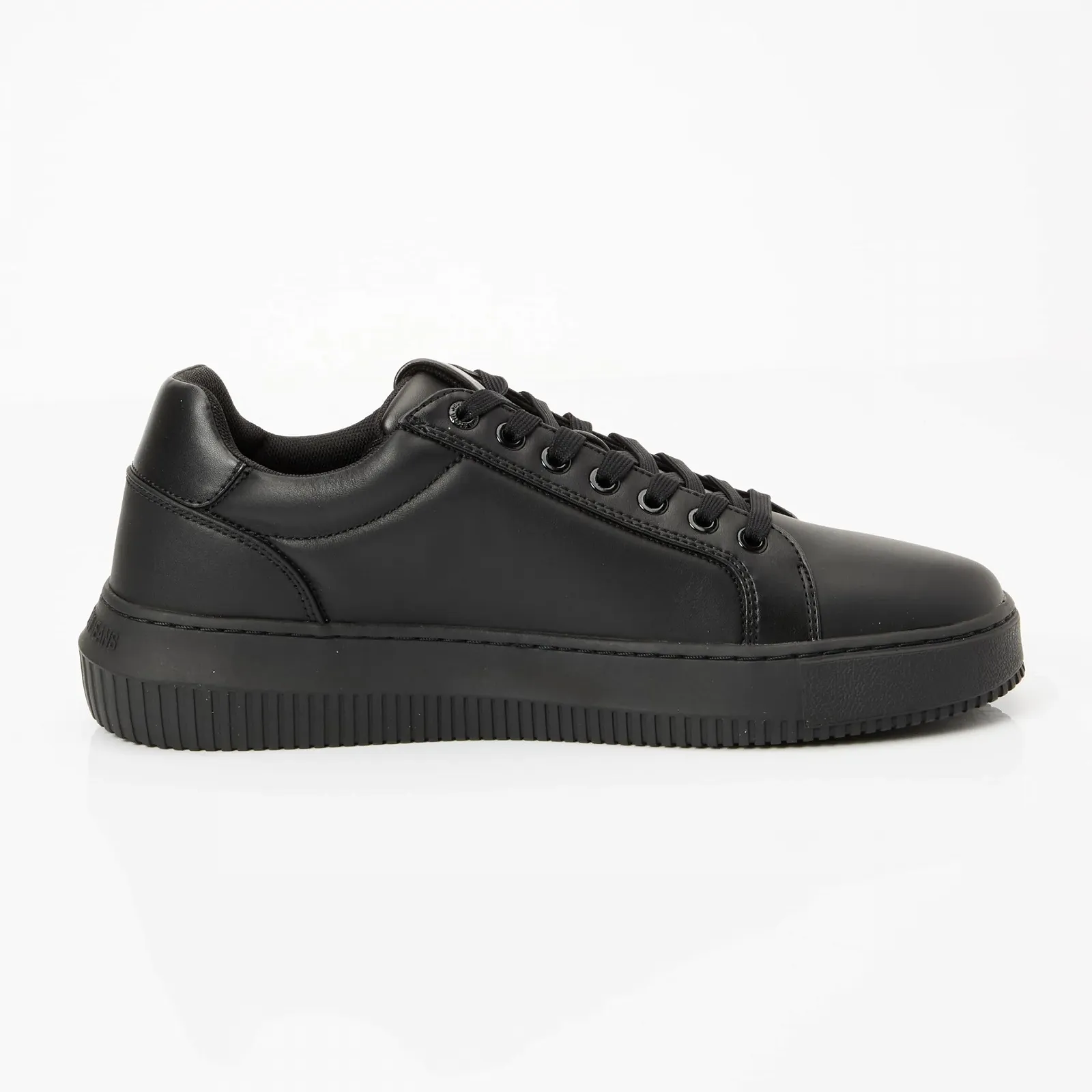 Кеди Calvin Klein Chunky Cupsole Clean Low Ym0ym01124, фото №4 Кеди Calvin Klein Chunky Cupsole Clean Low Ym0ym01124, фото №4