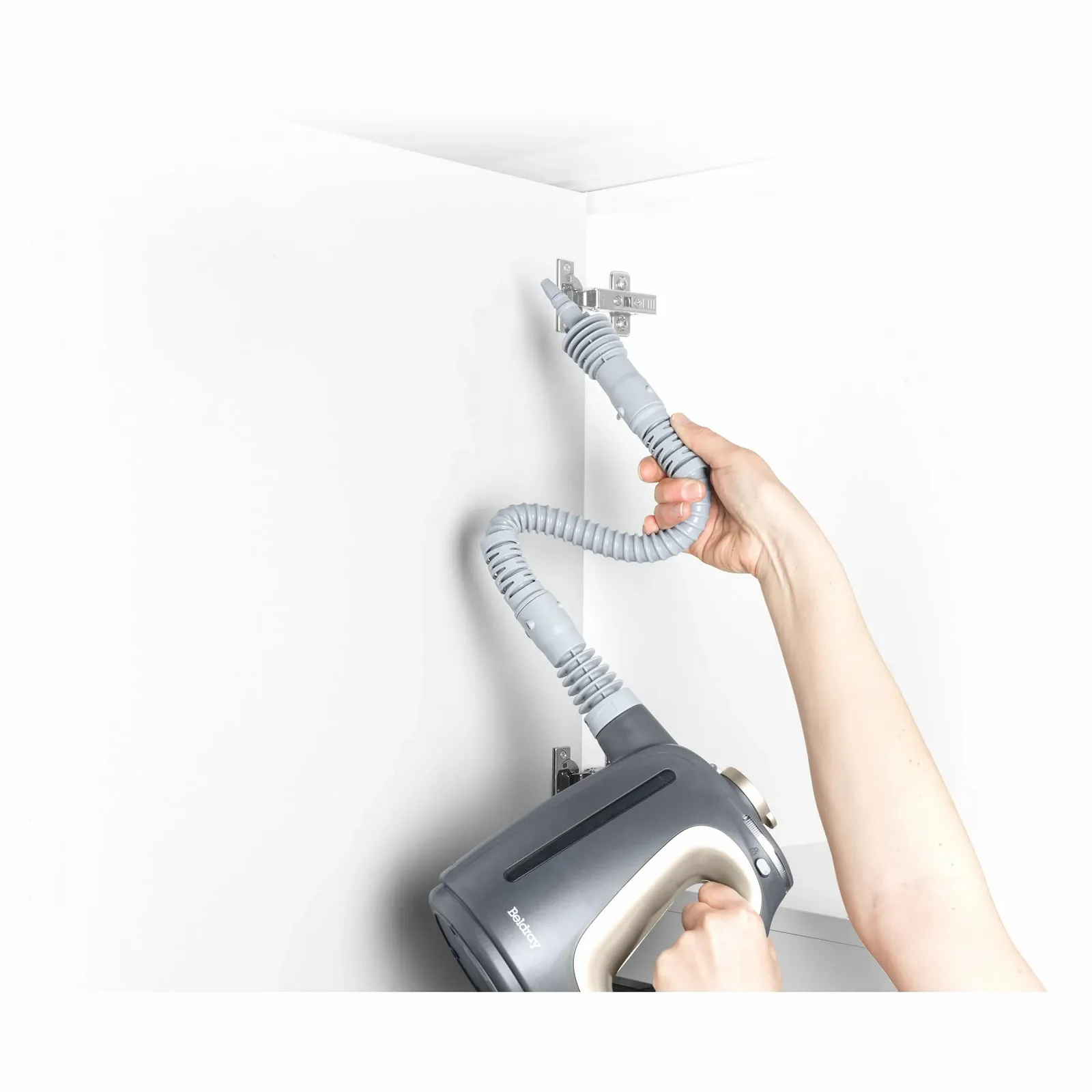 Пароочисник Beldray 15-в-1, безхімічне очищення, готовий до використання за 20 секунд, резервуар для води 550 мл, 1350 Вт, фото №9 Пароочисник Beldray 15-в-1, безхімічне очищення, готовий до використання за 20 секунд, резервуар для води 550 мл, 1350 Вт, фото №9