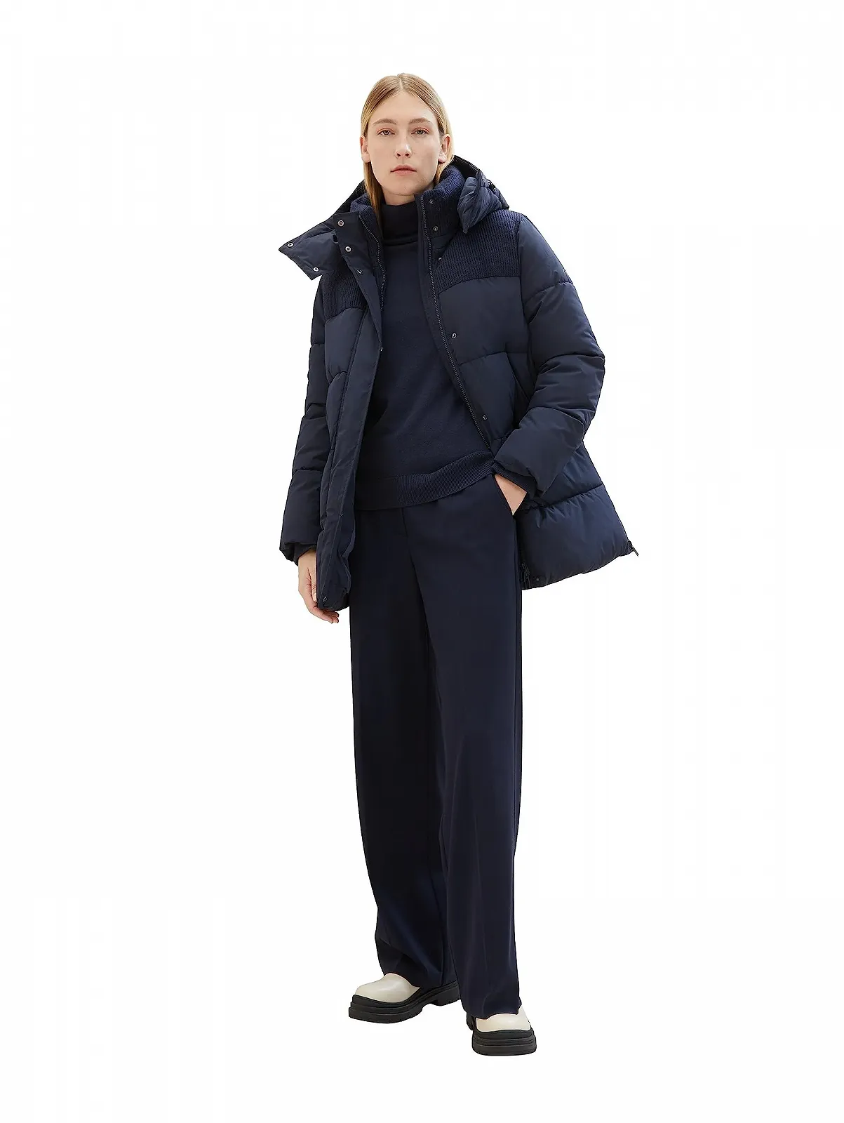 Пуховик TOM TAILOR С капюшоном и вязаными деталями Женский, фото №4 Пуховик TOM TAILOR С капюшоном и вязаными деталями Женский, фото №4