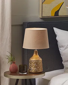 Настільна лампа Beliani Retro Wari 47 см керамічна з тканинним абажуром бежева/коричнева synthetic.ua - Фото 1