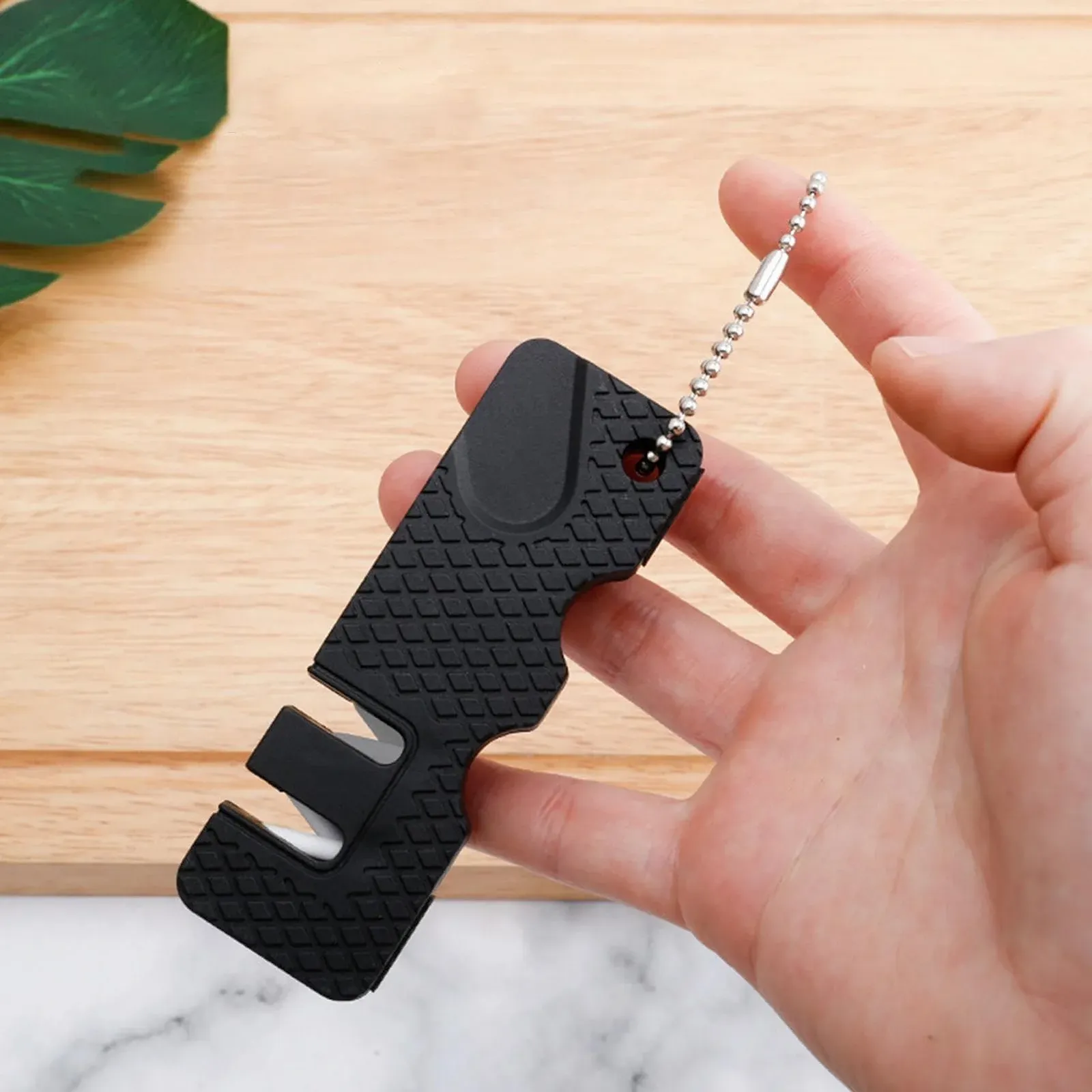 Ручная точилка для ножей карманная с цепочкой, фото №4