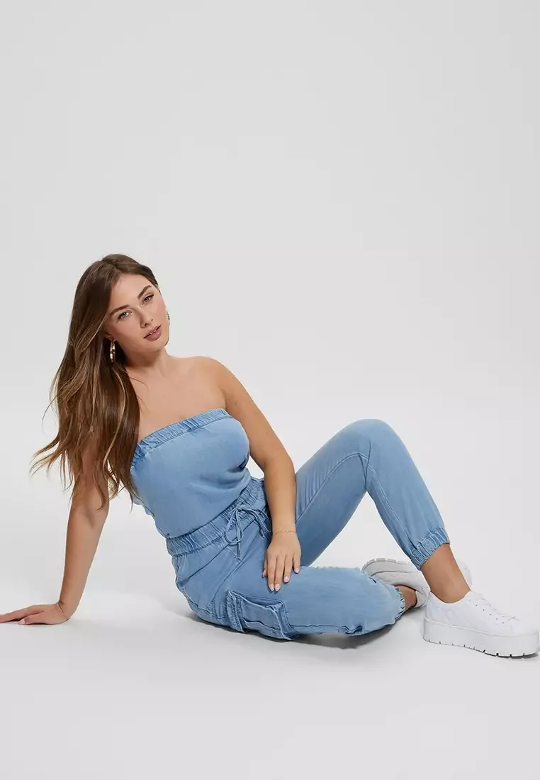 Жіночий джинсовий комбінезон GUESS Lucia / Блакитний / Розмір S, фото №3 Жіночий джинсовий комбінезон GUESS Lucia / Блакитний / Розмір S, фото №3