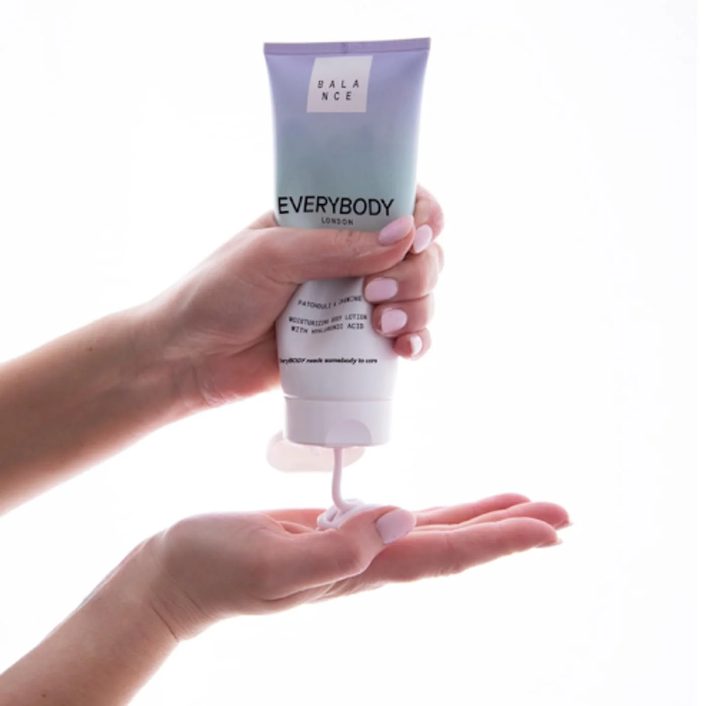 Лосьйон для тіла EVERYBODY LONDON Balance Зволожуючий з гіалуроновою кислотою, ароматом пачулі та жасмину, 200 мл, фото №3