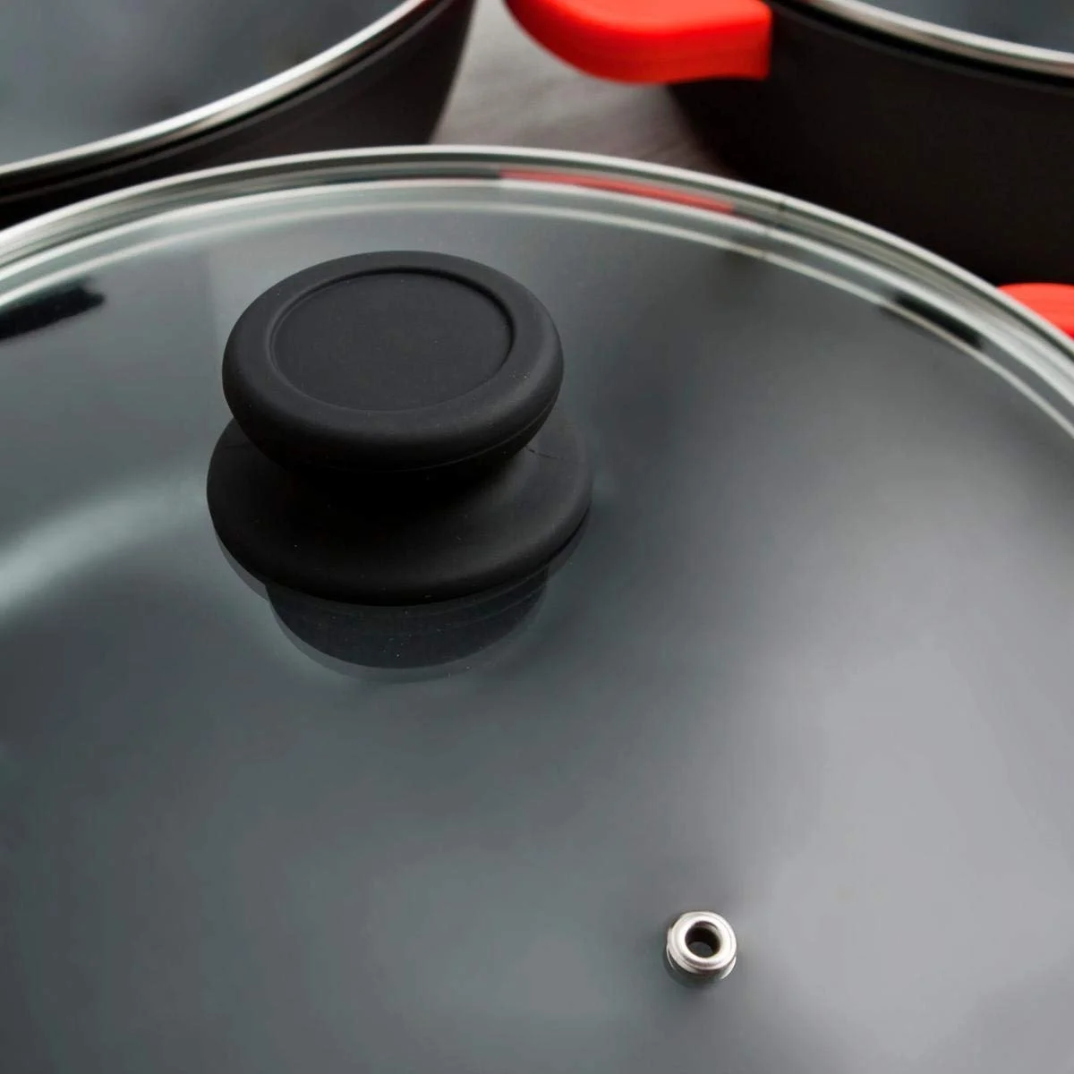 Каструля Quid Intense 7679001 24 x 11 см чорна та червона, фото №4 Каструля Quid Intense 7679001 24 x 11 см чорна та червона, фото №4