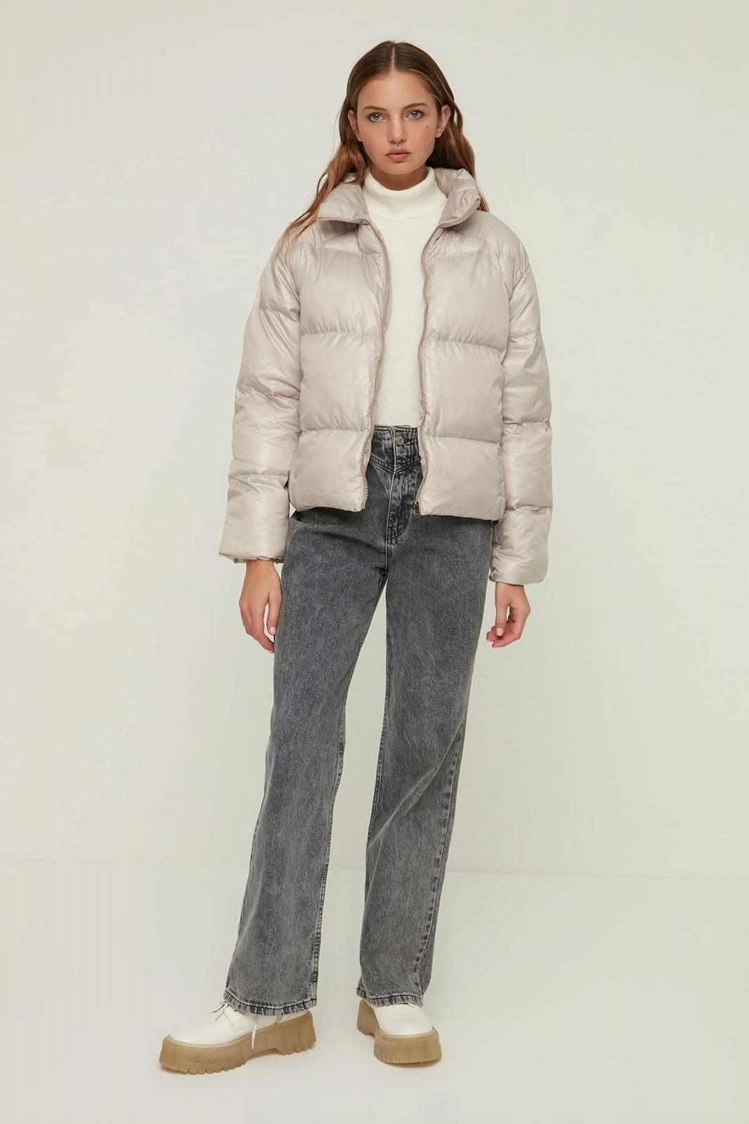 Пальто TRENDYOL Жіноче Кам'яне Зі спущеними плечима Об'ємне Надувне, фото №2 Пальто TRENDYOL Жіноче Кам'яне Зі спущеними плечима Об'ємне Надувне, фото №2