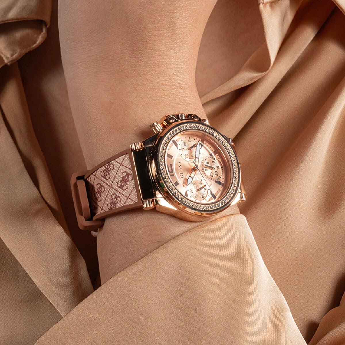 Годинник GUESS Charisma Жіночий Силіконовий, фото №7