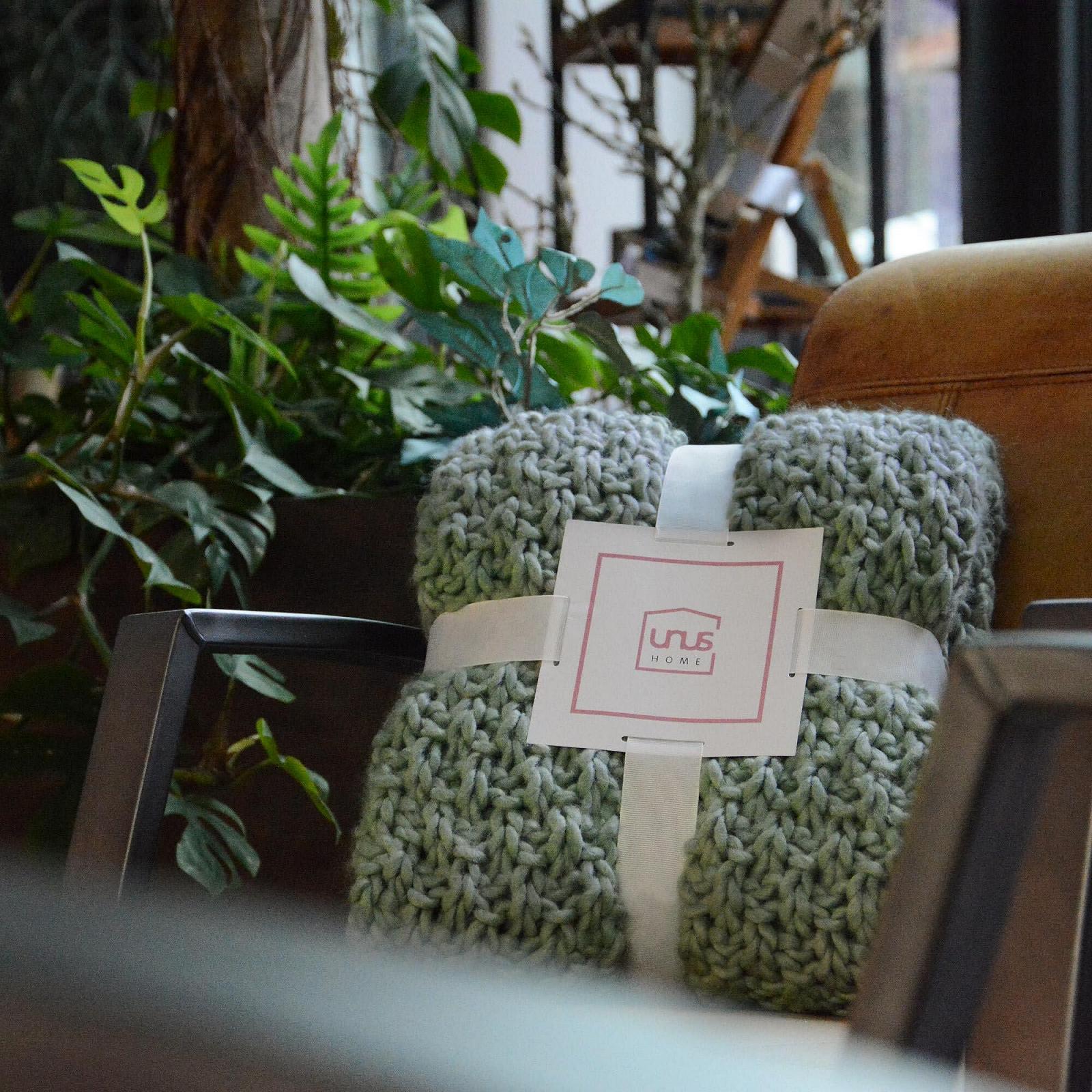 В'язане покривало UNUS, зелений, 150 x 130 см, груба структура, фото №3 В'язане покривало UNUS, зелений, 150 x 130 см, груба структура, фото №3