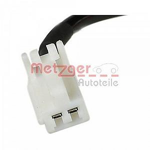 Датчик частоти обертання колеса METZGER 09001013 для KIA, задня вісь зліва synthetic.ua - Фото 1