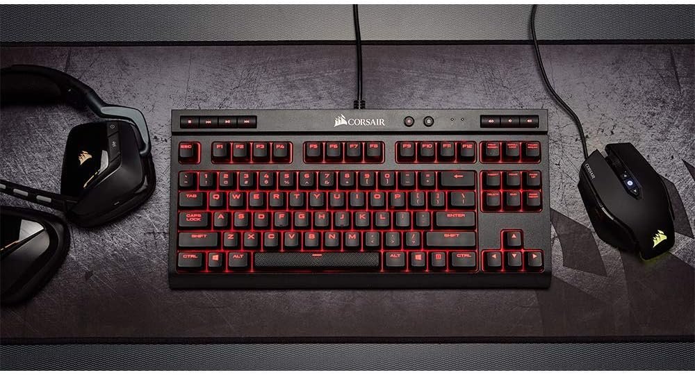 Ігрова клавіатура Corsair K63 / Механічна / USB / Cherry MX Red / Підсвітка / UKR / Black, Red (CH-9115020-ES), фото №5