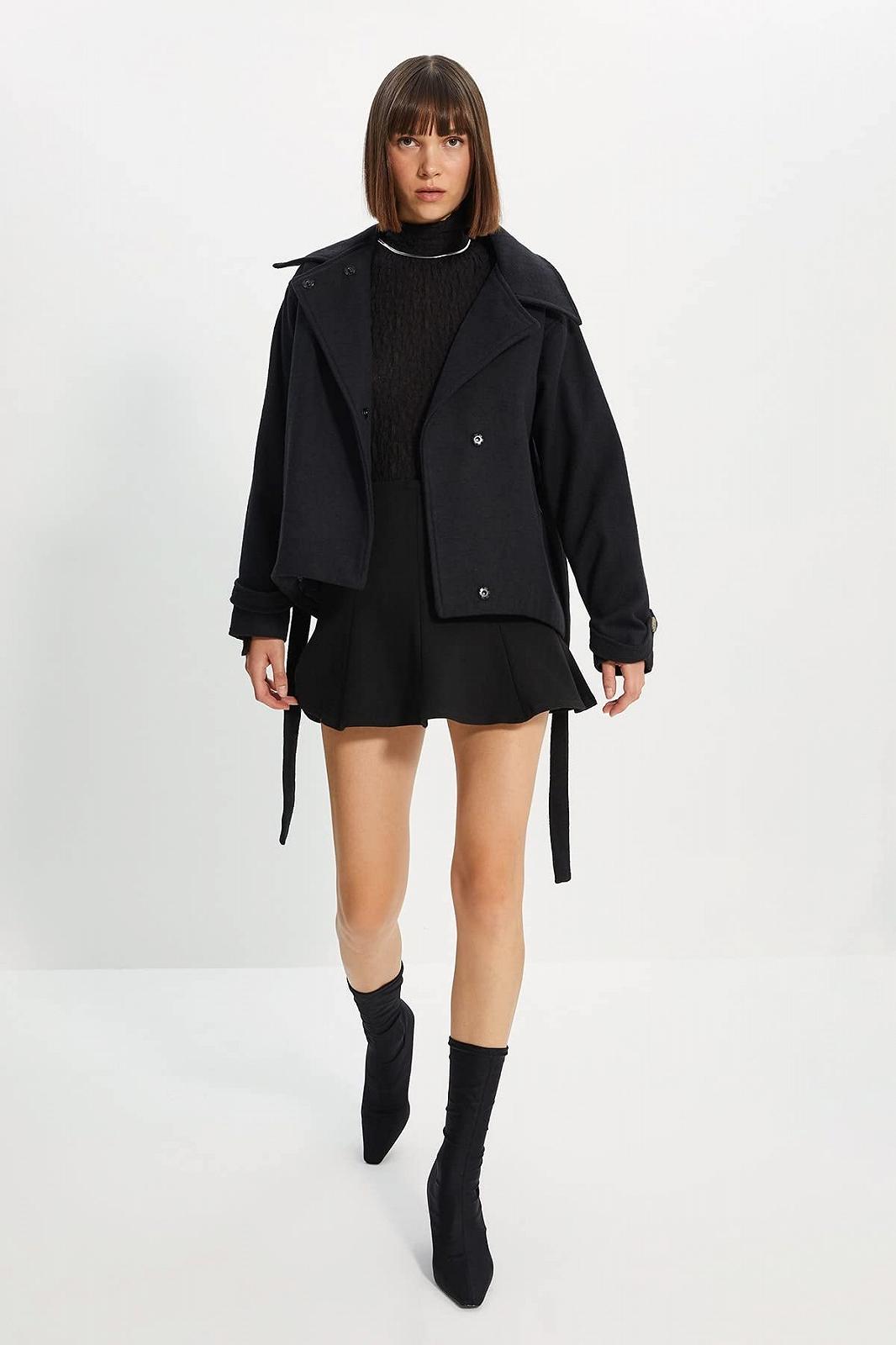 Пальто TRENDYOL Женское Черноеd Шерстяное, фото №2 Пальто TRENDYOL Женское Черноеd Шерстяное, фото №2