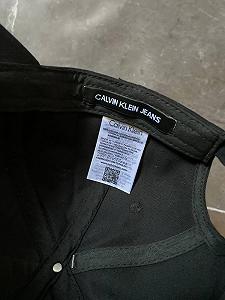 Кепка Calvin Klein чорна synthetic.ua - Фото 1