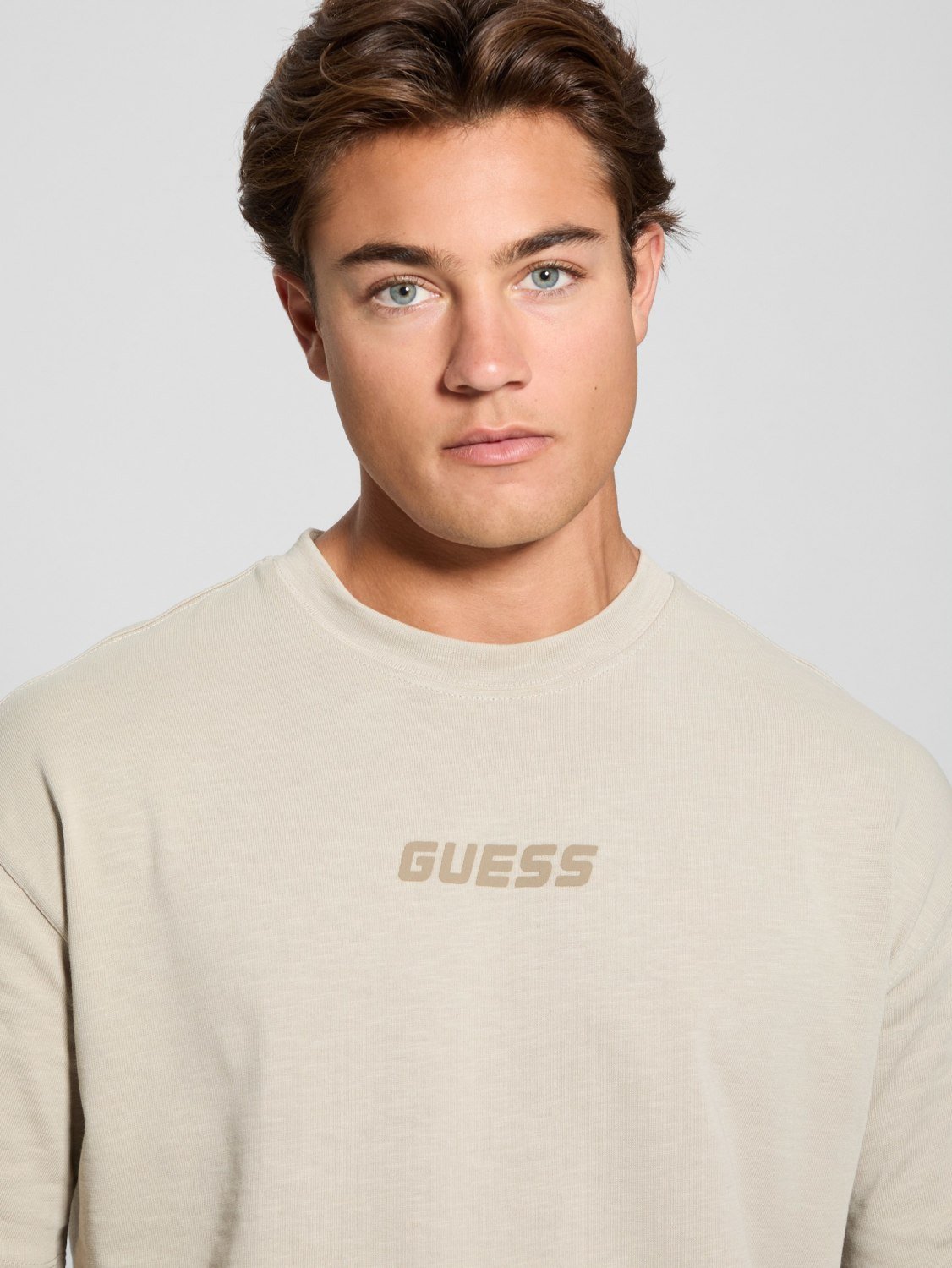 Мужская футболка GUESS Activewear / Белая / Размер S, фото №3 Мужская футболка GUESS Activewear / Белая / Размер S, фото №3