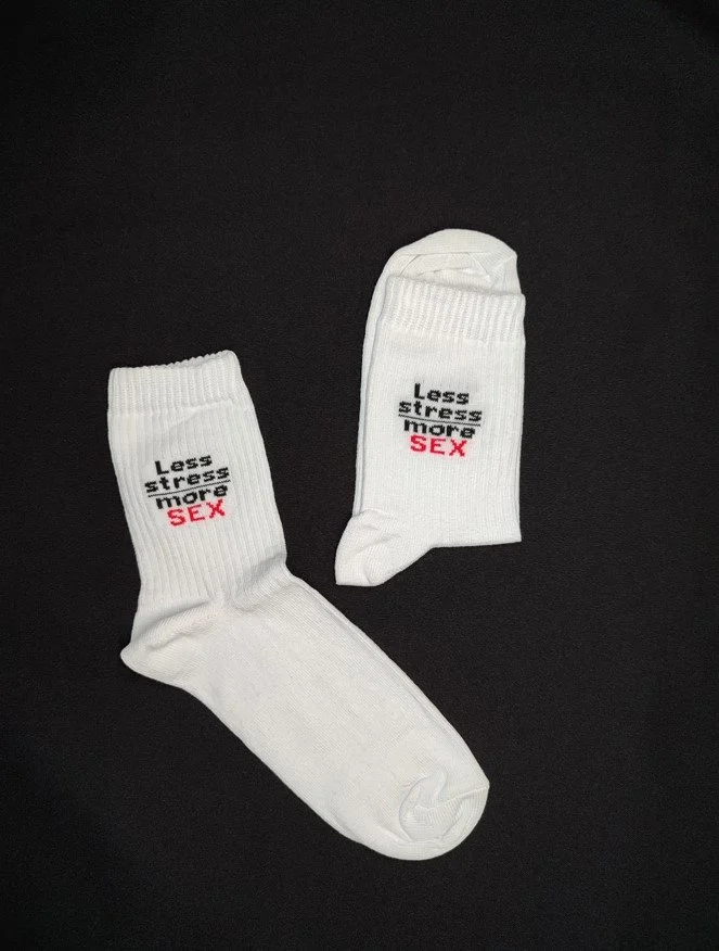 Жіночі молодіжні шкарпетки високі демісезонні білі 36-39 розмір, фото №1 Жіночі молодіжні шкарпетки високі демісезонні білі 36-39 розмір, фото №1