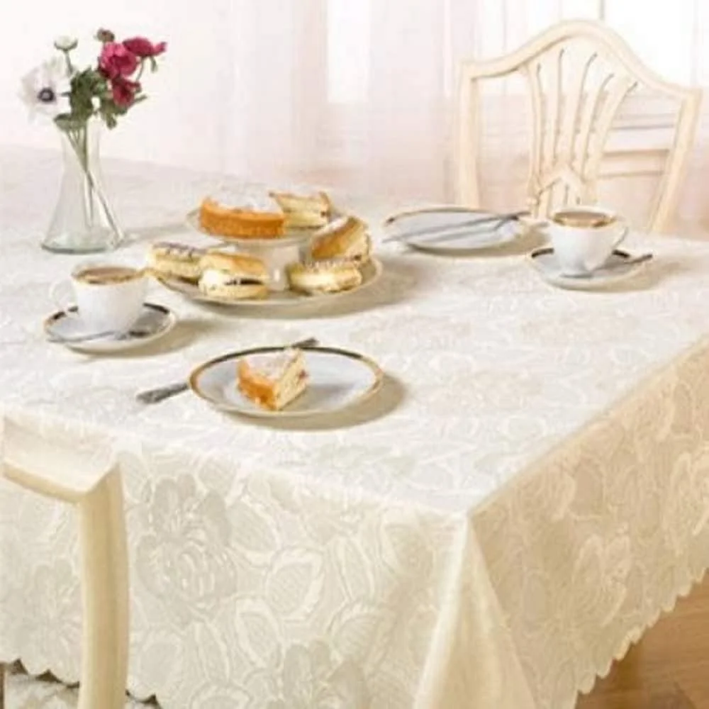 Скатертина Emma Barclay Damask Rose 127 x 178 см Кремова, фото №1