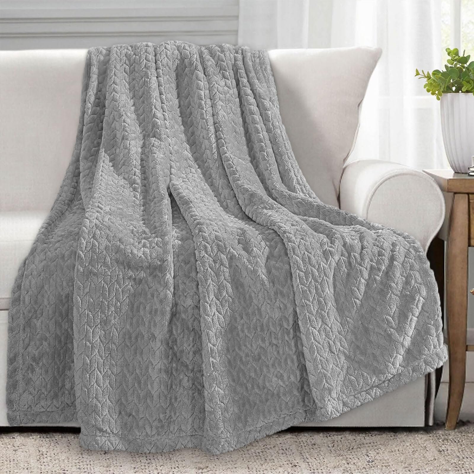 Покривало Homebliss М'яка 150 x 200 см, Флісова, Пухнаста, Світло-сіра, фото №2 Покривало Homebliss М'яка 150 x 200 см, Флісова, Пухнаста, Світло-сіра, фото №2