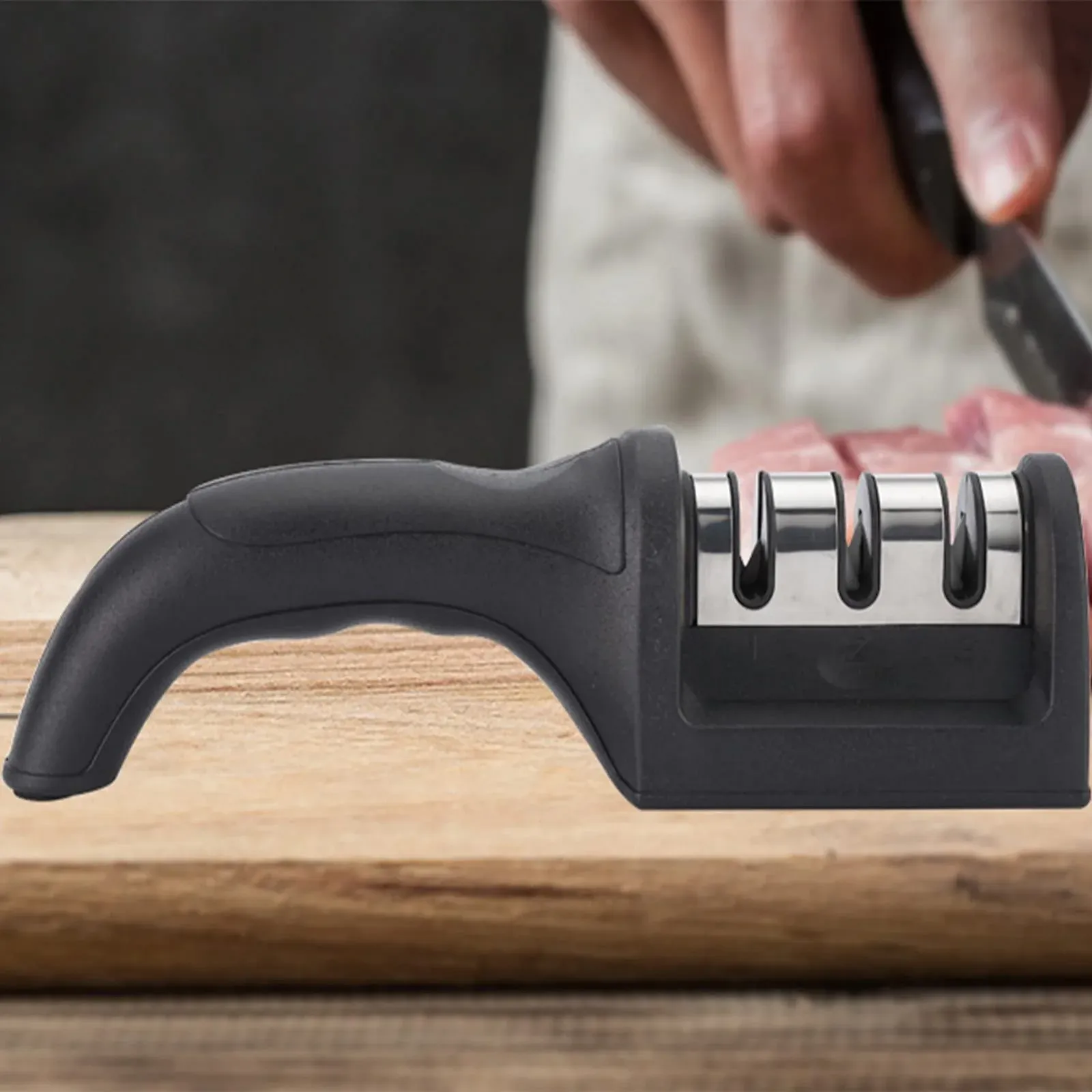 Ручная точилка Qcwwy 3 слота нержавеющая сталь Black, фото №1 Ручная точилка Qcwwy 3 слота нержавеющая сталь Black, фото №1