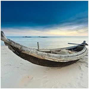 Картина на склі Wallario Fischerboot am Strand 55 x 55 см - Фото 1