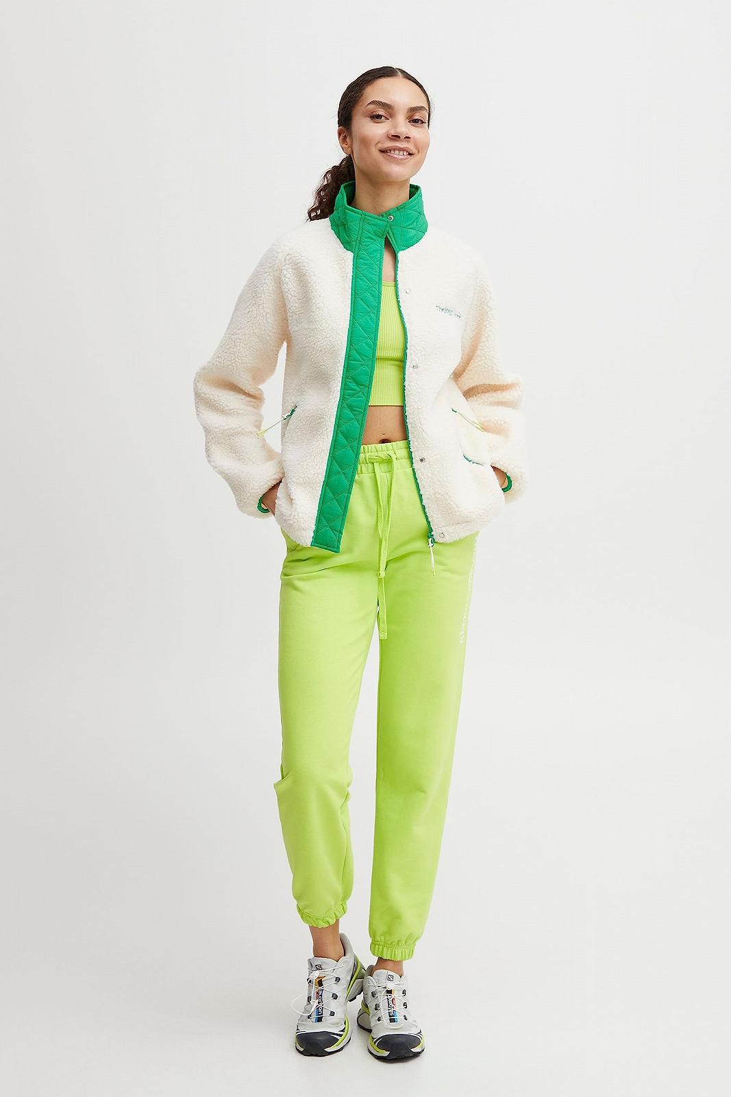 Женская переходная куртка THEJOGGCONCEPT JCBERRI Флисовая Teddy куртка Боковые молнии Воротник-стойка Материал Микс, фото №3 Женская переходная куртка THEJOGGCONCEPT JCBERRI Флисовая Teddy куртка Боковые молнии Воротник-стойка Материал Микс, фото №3