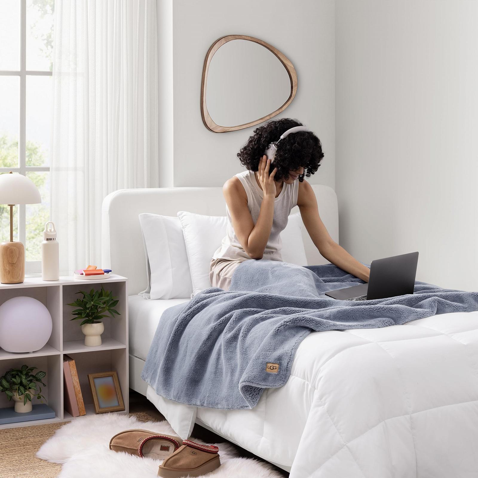 Покривало UGG Whitecap Plush Flannel 11063 Денім, 178 x 127 см, фото №3