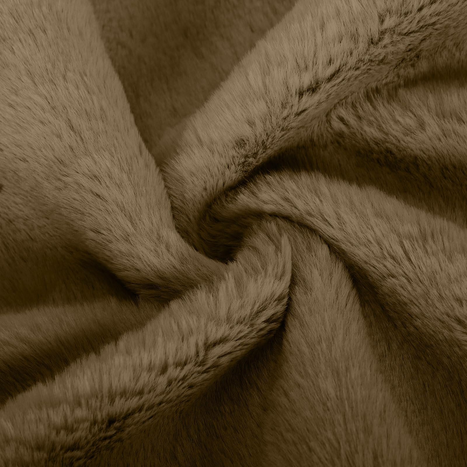 Жилет из искусственного меха, фото №5 Жилет из искусственного меха, фото №5